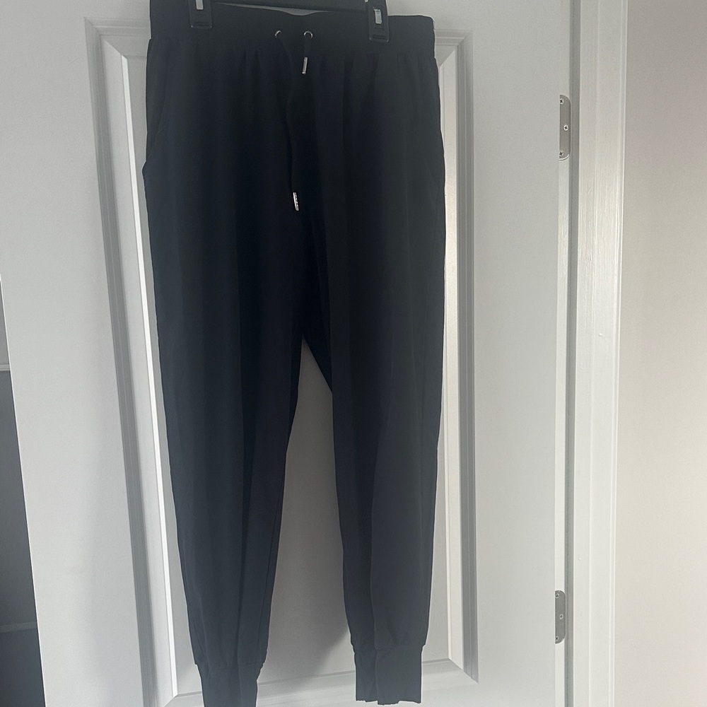 Senita Athletics Women's black Joggers size L